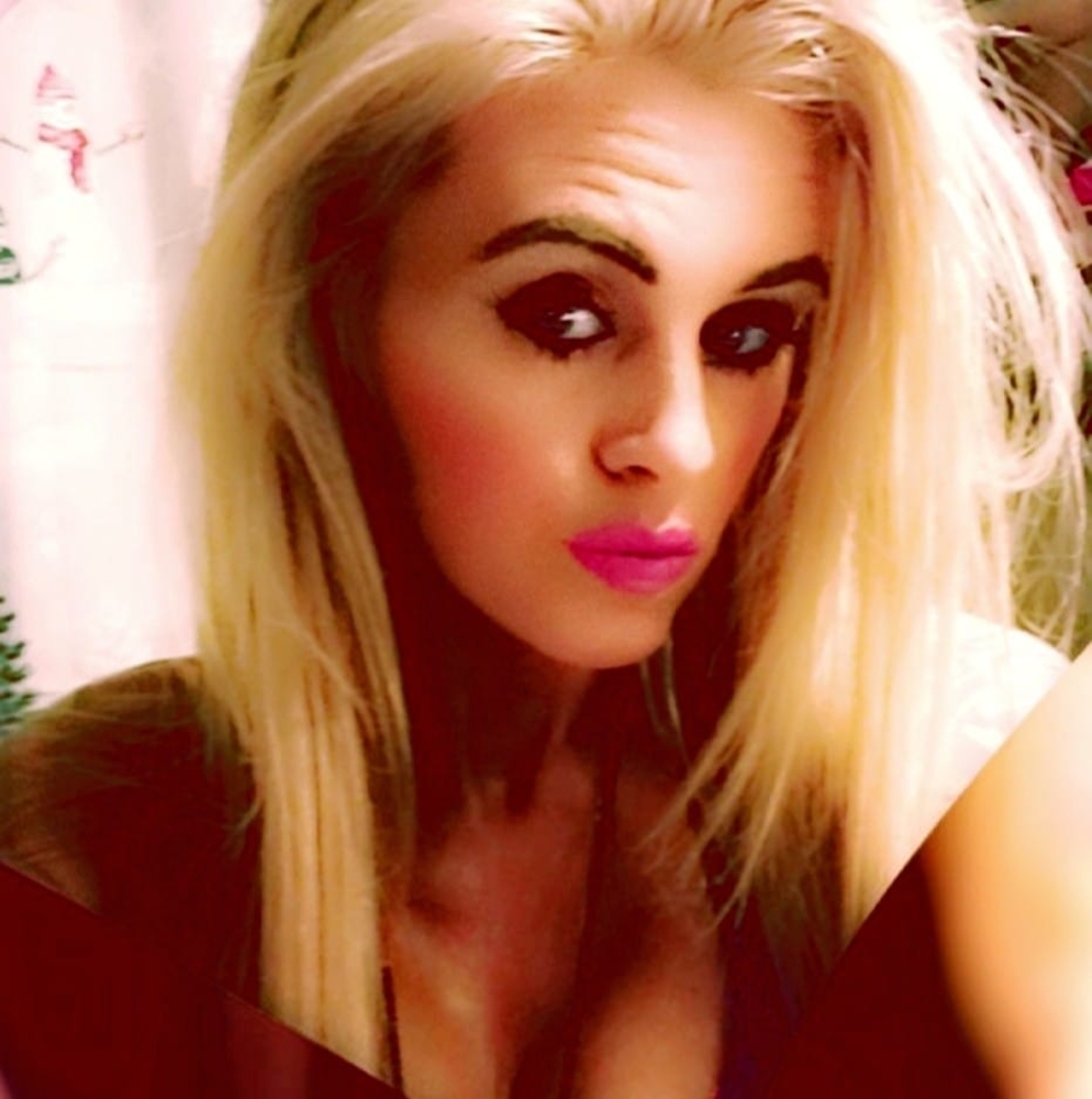 Meet your Posher, Brooke